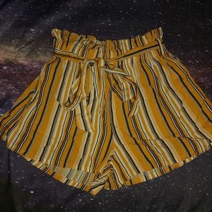 💌 Paperbag Waist Belted Striped Shorts